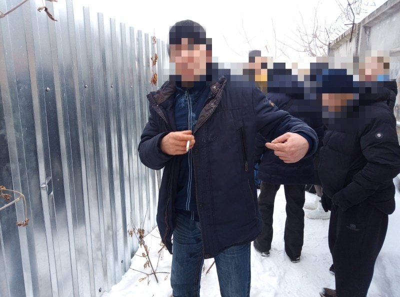 В Шадринске сотрудниками полиции задержаны двое граждан, подозреваемых в незаконном обороте наркотических средств